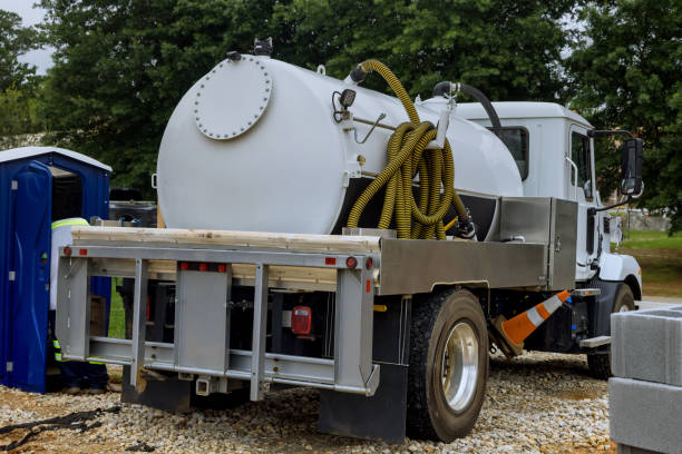 Portable Toilet Options We Offer in Lemoore Station, CA